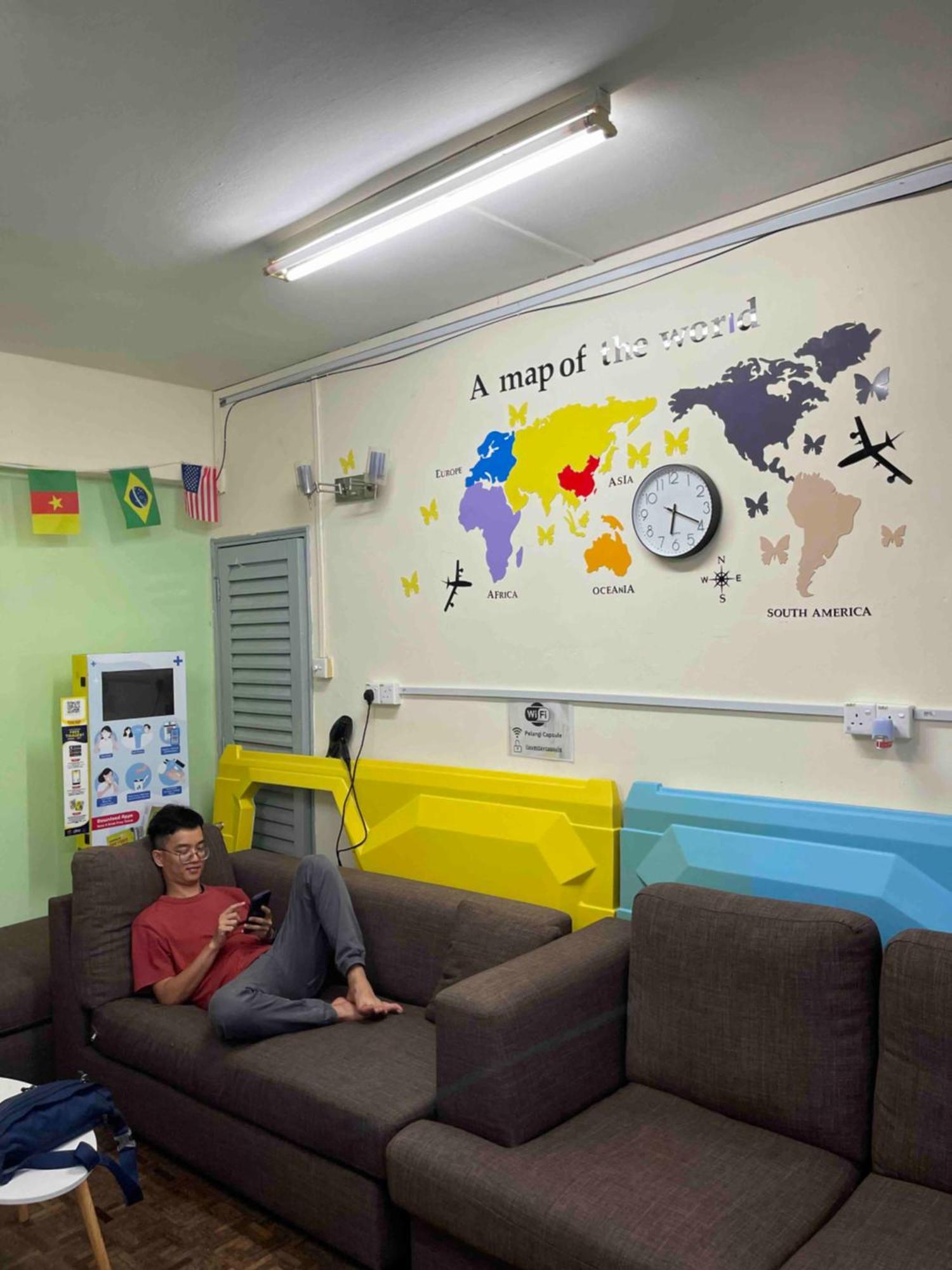 Pelangi Capsule Hostel Johor Bahru Esterno foto